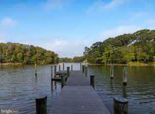 1718 Holly Beach Farm Rd, Annapolis, MD 21409