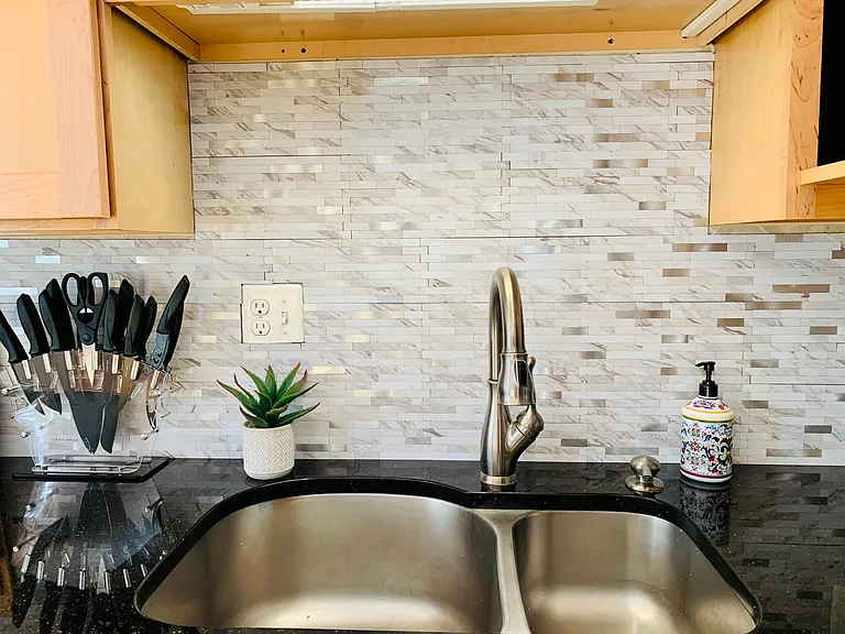 6 Grovepoint Ct — Photo 14
