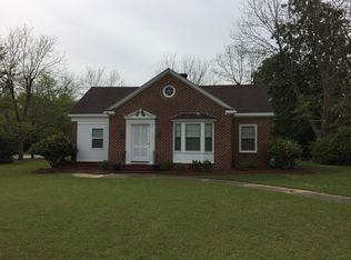 94 S Third Ave, Mc Rae Helena, GA 31055