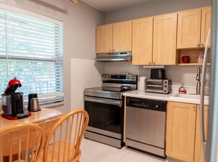 4 ABBEY Lane #208, Delray Beach, FL 33446