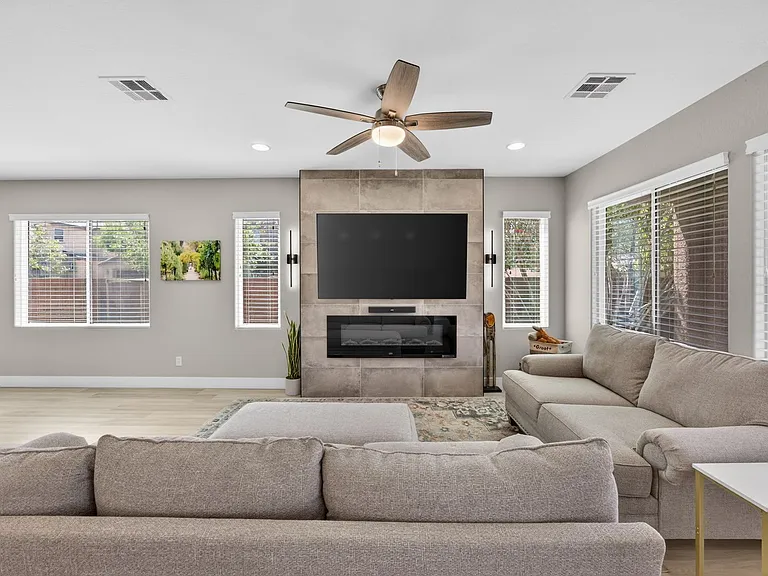10660 Cumberland Creek Ave — Photo 11