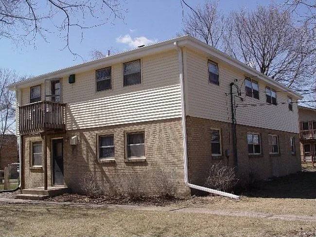 Building Photo 4