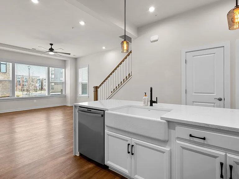 16302 Connors Way #21 — Photo 9