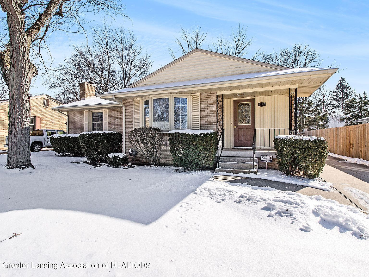 3227 Glasgow Dr, Lansing, MI 48911 Zillow
