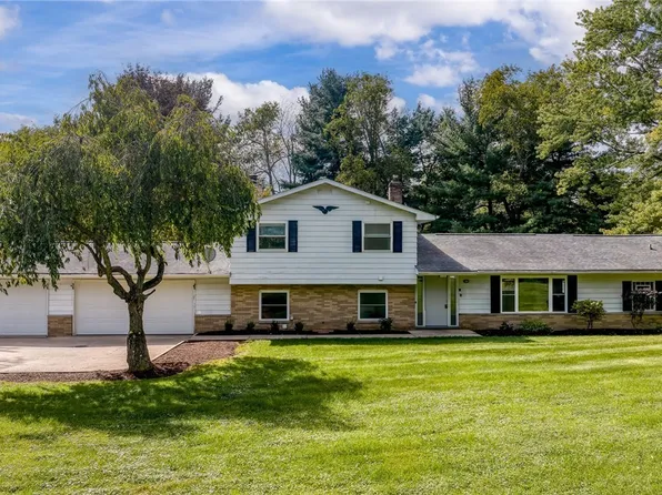 7110 Dunham Rd, Walton Hills, OH 44146