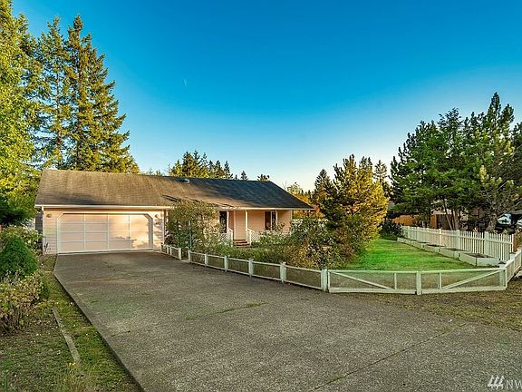 2nd image of 625 W Sunrise Ct