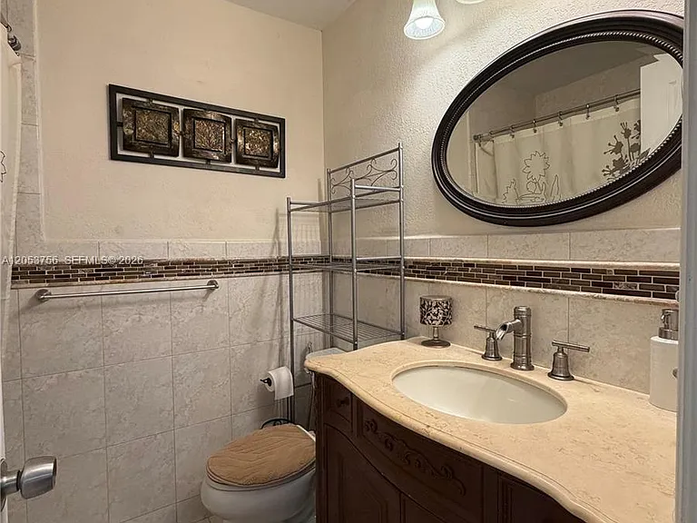 3832 SW 107th Ave #1-3 — Photo 13