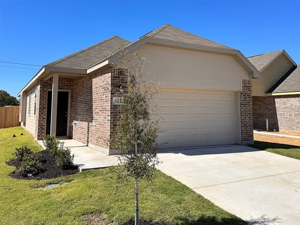 411 Woodhouse Way, Fort Worth, TX 76140