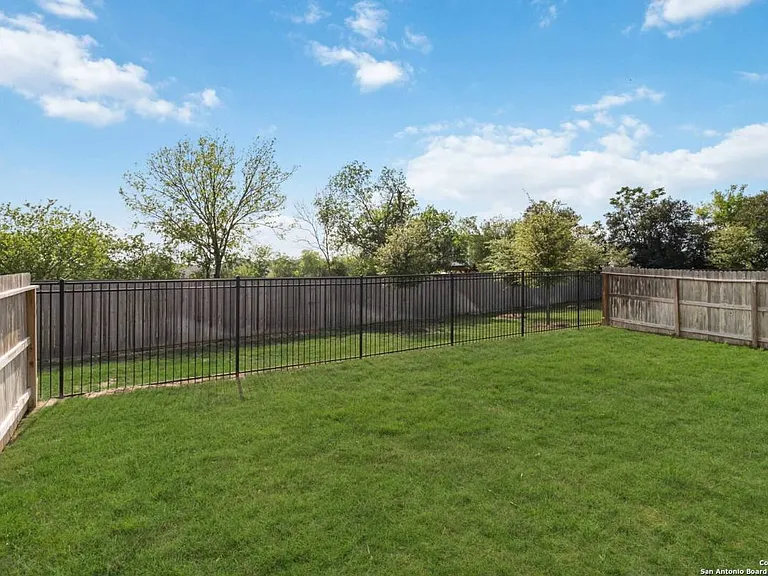 14907 Palmer Crk — Photo 3