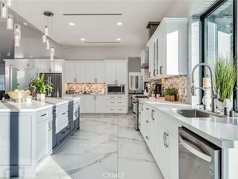 3890 Shadow Grove Rd — Photo 15
