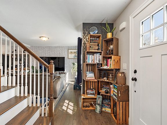 4th image of 4 Brooks Rd