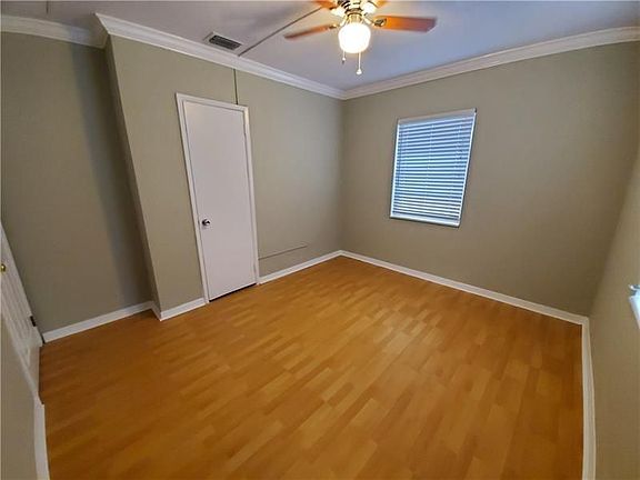 5th image of 90 NE 48th St
