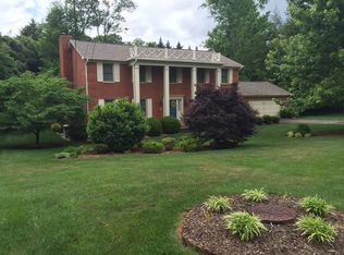 609 Laurel Valley Rd, Knoxville, TN 37934