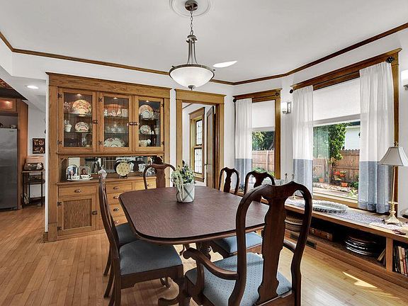 4th image of 162 Wilson AVENUE
