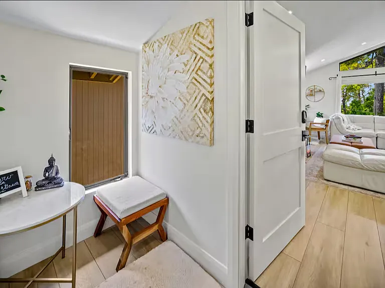 24805 Torres St — Photo 26