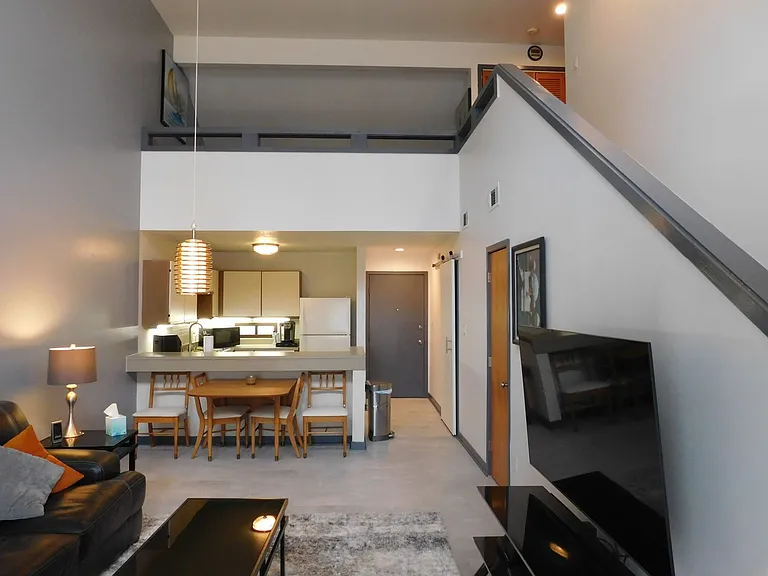 1607 Harbourside Dr — Photo 17