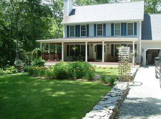 8 Rachel Ln, Voluntown, CT 06384