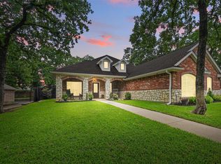 1308 Spinnaker Ln, Azle, TX 76020