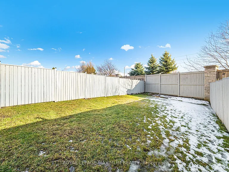 162 Gentile Cir — Photo 40
