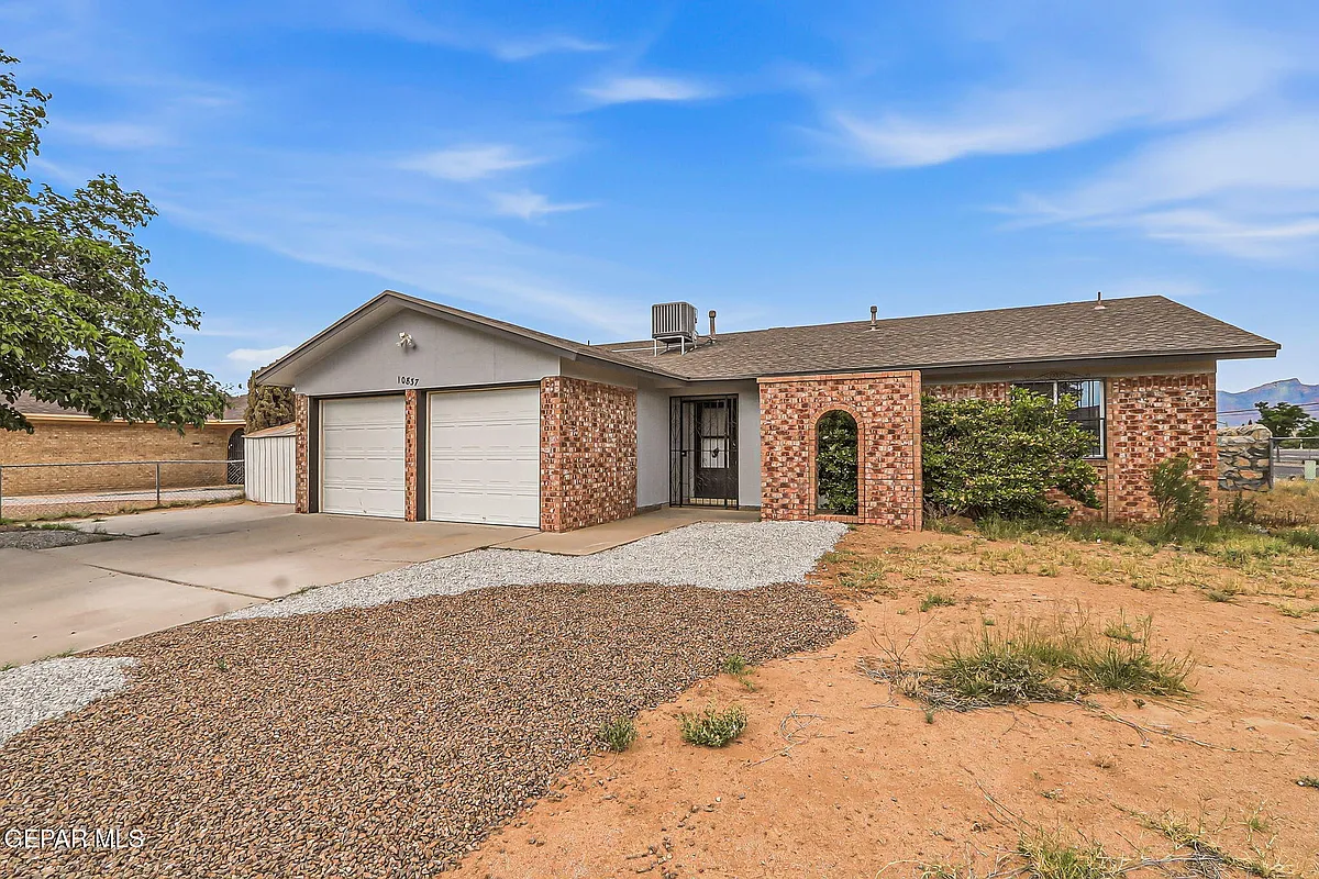 Building Photo - 10837 Gemstone St