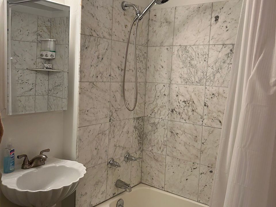Full Bath