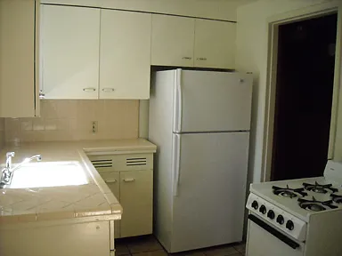 2606 E Linden St — Photo 14