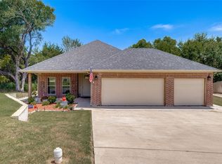 1501 Fairway Dr, Sherman, TX 75090