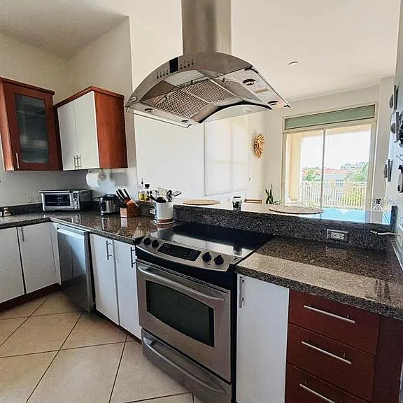 75 Ocean Dr #341 — Photo 9