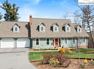 743 Appalachian Dr, Boone, NC 28607