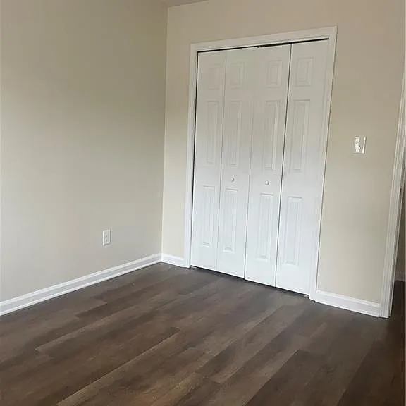 4957 N Redan Cir — Photo 18