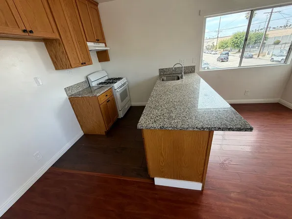 603 Island Ave APT 10, Wilmington, CA 90744