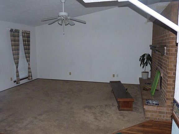 3rd image of 4112 Manzinita St