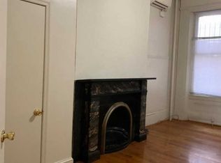 1715 Spruce St APT 4F, Philadelphia, PA 19103