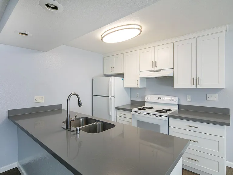 Glade Park Apartments — Photo 18
