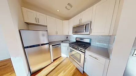 Rented by Makover Group Inc