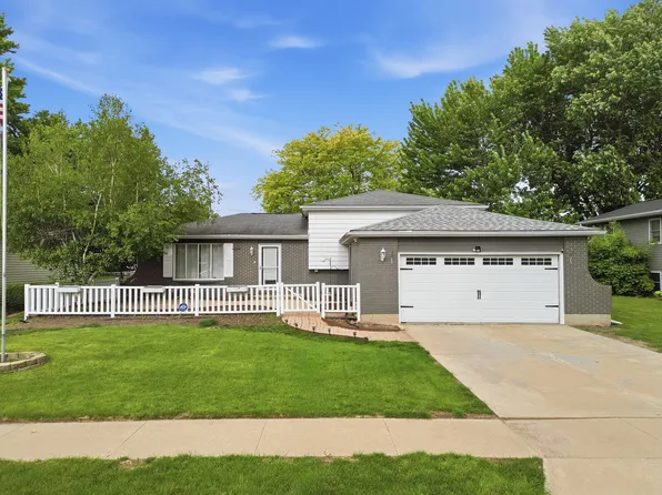 1905 20th Ave, Sterling, IL 61081