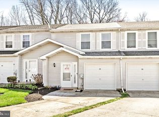 39 Society Ct, Burlington, NJ 08016