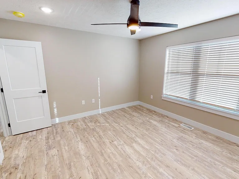 Element 30 Townhomes — Photo 22