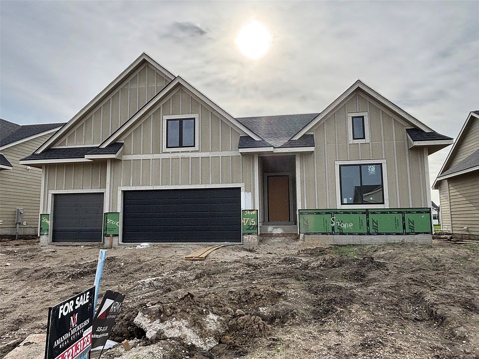 1st image of 4715 178th St