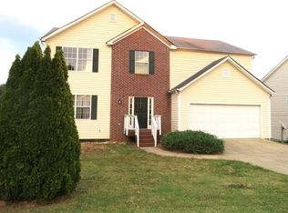 1294 Sydney Pond Cir, Lawrenceville, GA 30046