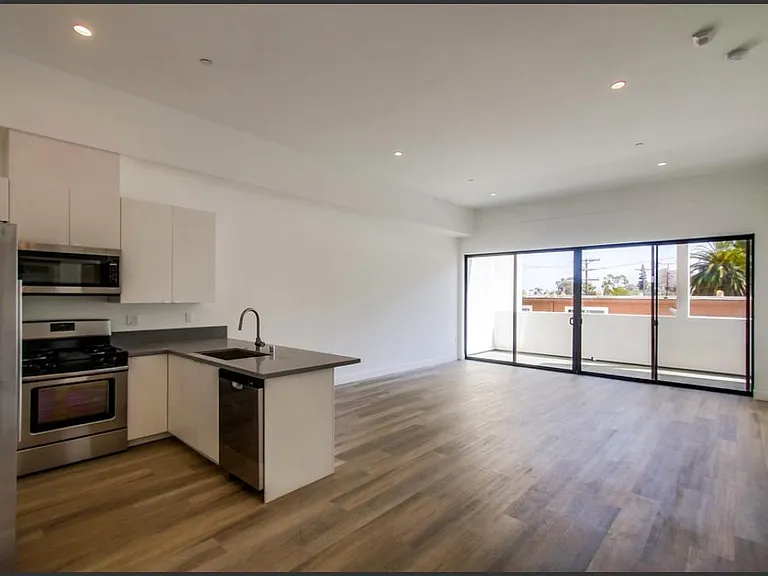 4021 Georgia St #7 — Photo 4
