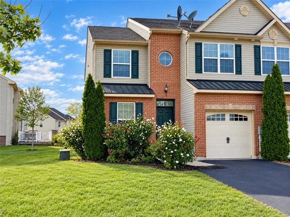 233 Snapdragon Way, Allentown, PA 18104