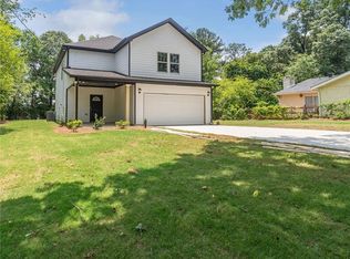 2559 Oak Cir, Ellenwood, GA 30294