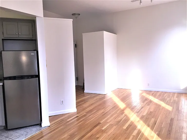101 W 86th St #1B — Photo 8
