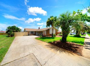 318 Liddon Pl, Lynn Haven, FL 32444