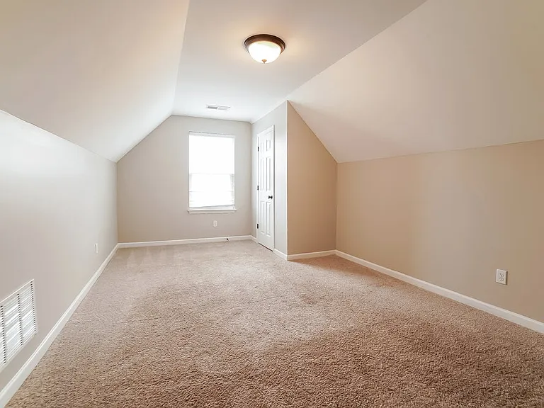 3173 Greenhouse Dr — Photo 8