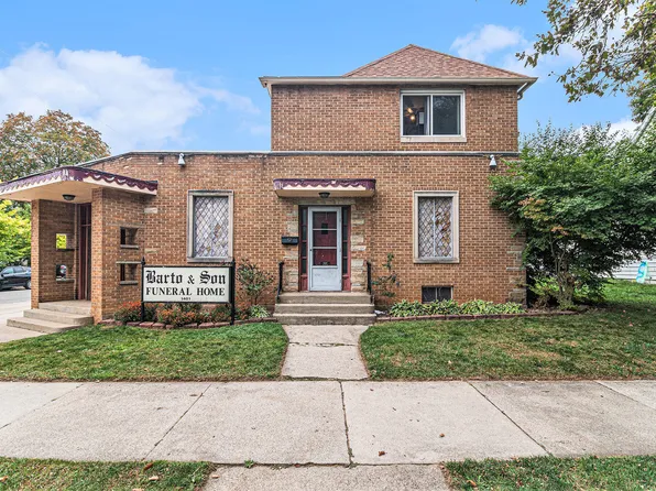 1401 Quarry Ave NW, Grand Rapids, MI 49504