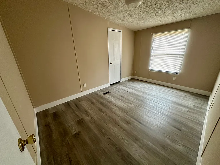351 Keener Rd — Photo 12