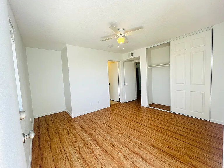 4210 52nd St #103 — Photo 19