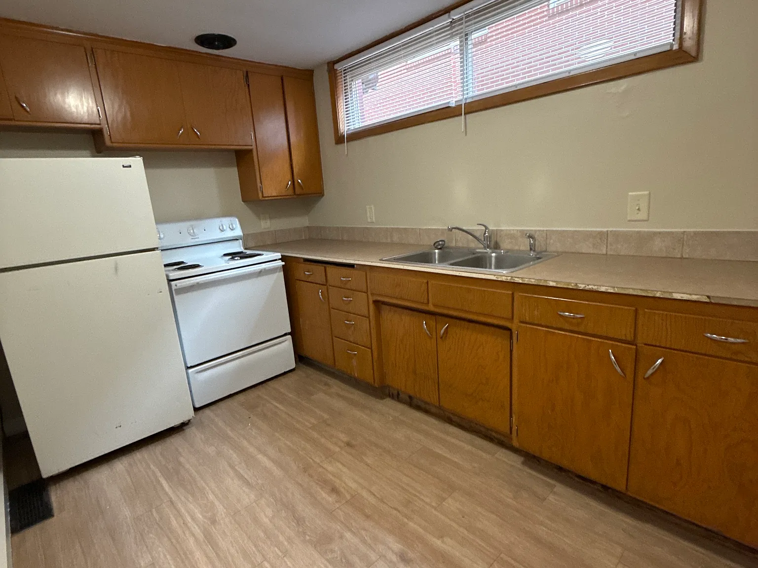 Studio, 575 sqft, $595 — Photo 4